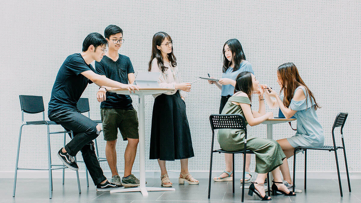 初対面での会話が苦手な人は意外と多い